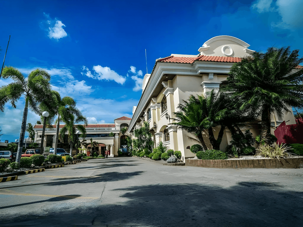 Molo Del Pilar Street, Iloilo City, Philippines, 5000